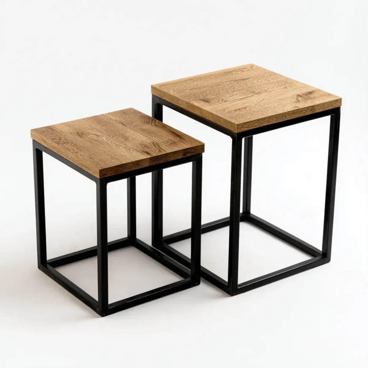 Set di 2 tavolini laterali quadrati marrone e nero in MDF e acciaio 45 x 45 x 50 cm